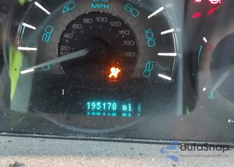 2010 Mercury Milan из США, поврежденный, VIN 3MEHM0HA5AR614935